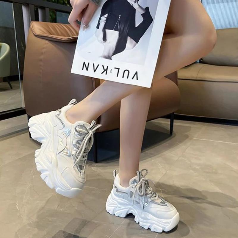 Sports Woman Footwear Korean High On Platform Sneakers Shoes for Women Athletic Walking Vulcanized Shoe Comfortable and Elegant