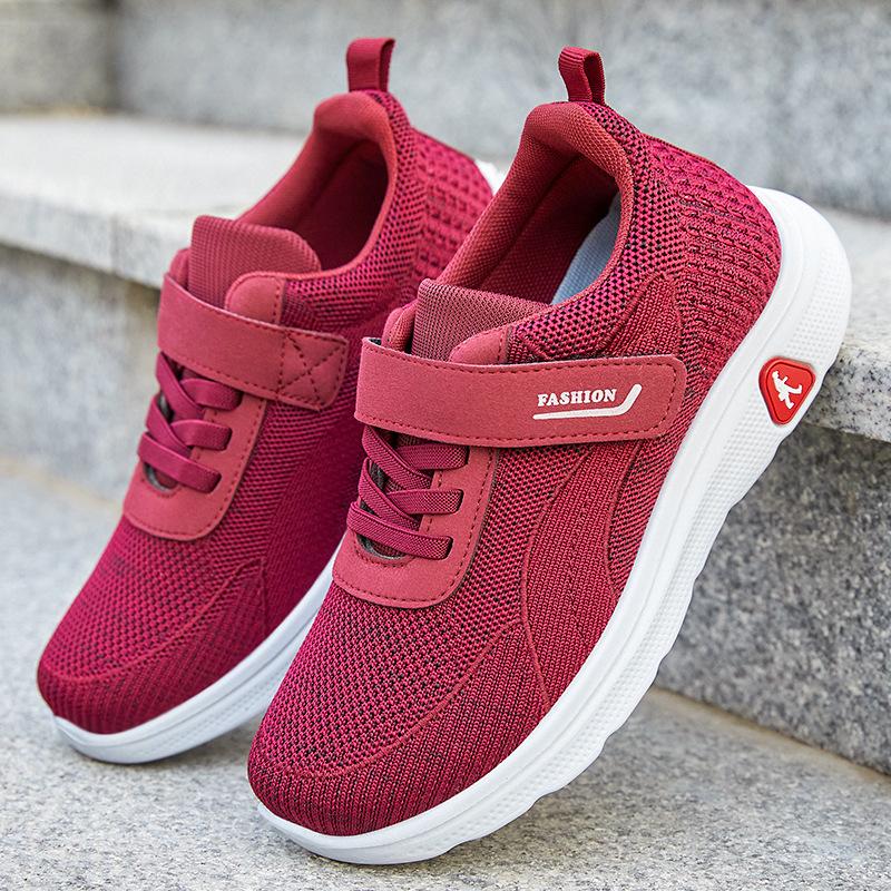 Прогулочная обувь, женская весенняя новая спортивная обувь для среднего и пожилого возраста, дышащая обувь для мам с мягкой подошвой, удобная обувь для пожилых пар