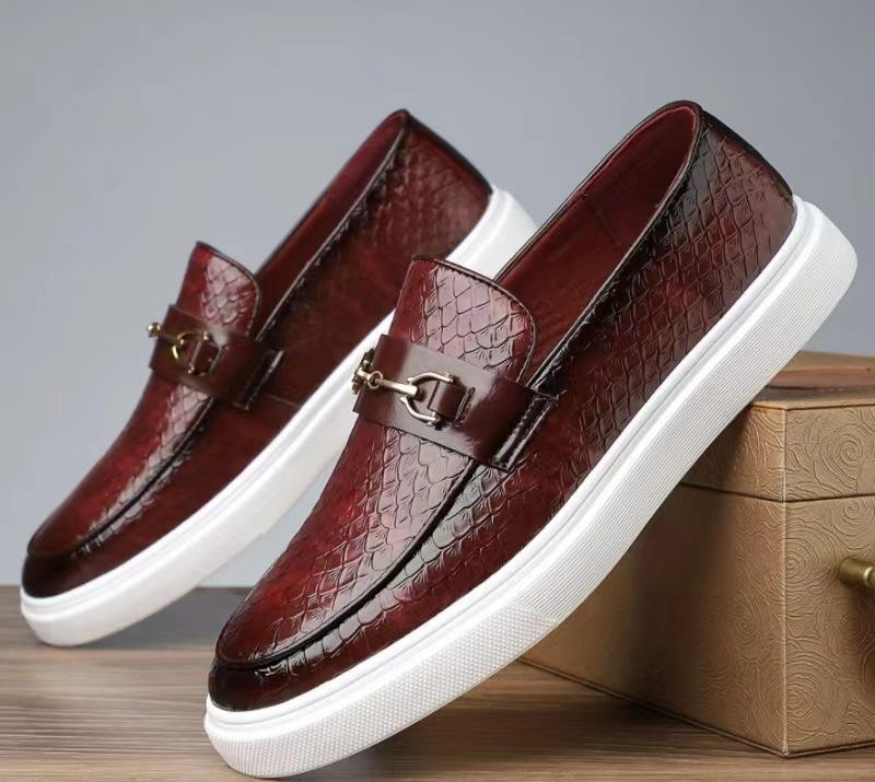 Новая мужская обувь Кожаная повседневная обувь Дизайнерская плоская обувь для отдыха Большой размер Слипоны Лоферы