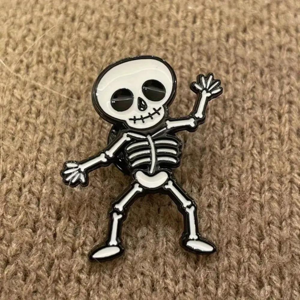 Zinc Zinc Zinc Alloy Halloween Funny Brooch Pumpkin Flying Broomstick Cat Brooch Skeleton Brooch Halloween