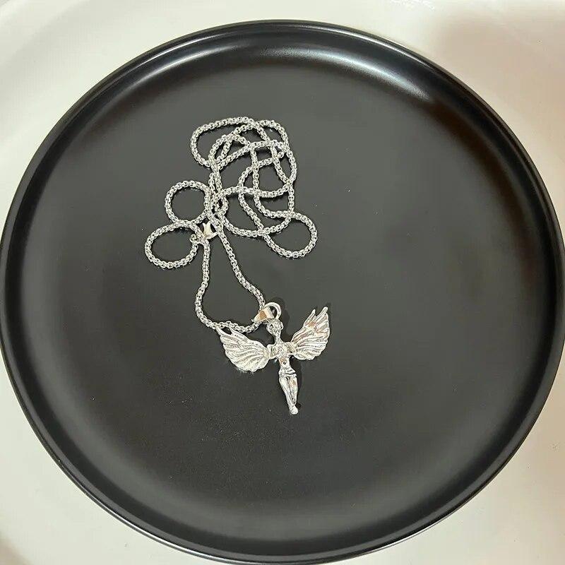 Винтажное ожерелье-чокер с жемчугом, любовью, бабочкой, пауком, ожерелье для мужчин и женщин, готическое ожерелье в стиле хип-хоп с крестом и луной, длинные ювелирные изделия на Хэллоуин