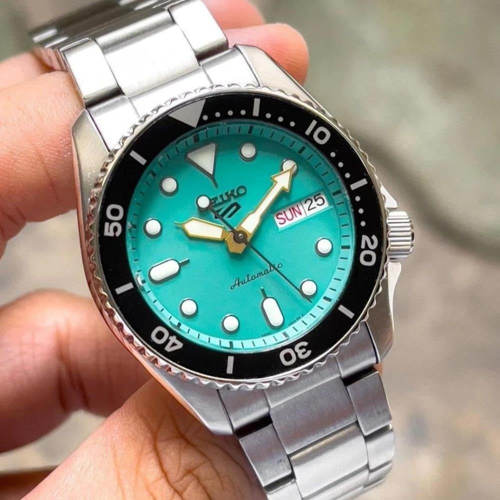 Автоматические часы Seiko SKX Изумрудно-зеленые Мальчишеский размер Мужские Водонепроницаемость 200 м SRPK33K1