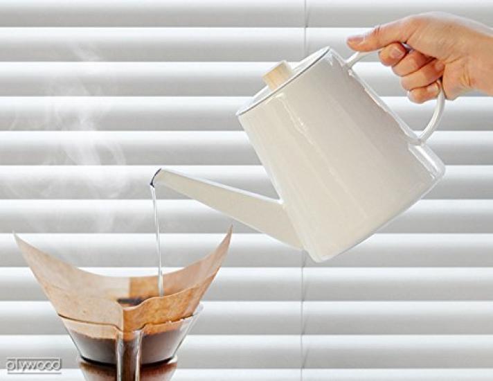 Готовый к использованию эмалированный чайник Kaico Made in Japan, белый, ширина x глубина 13 x высота (ок.) 23,5 15,9см К-017