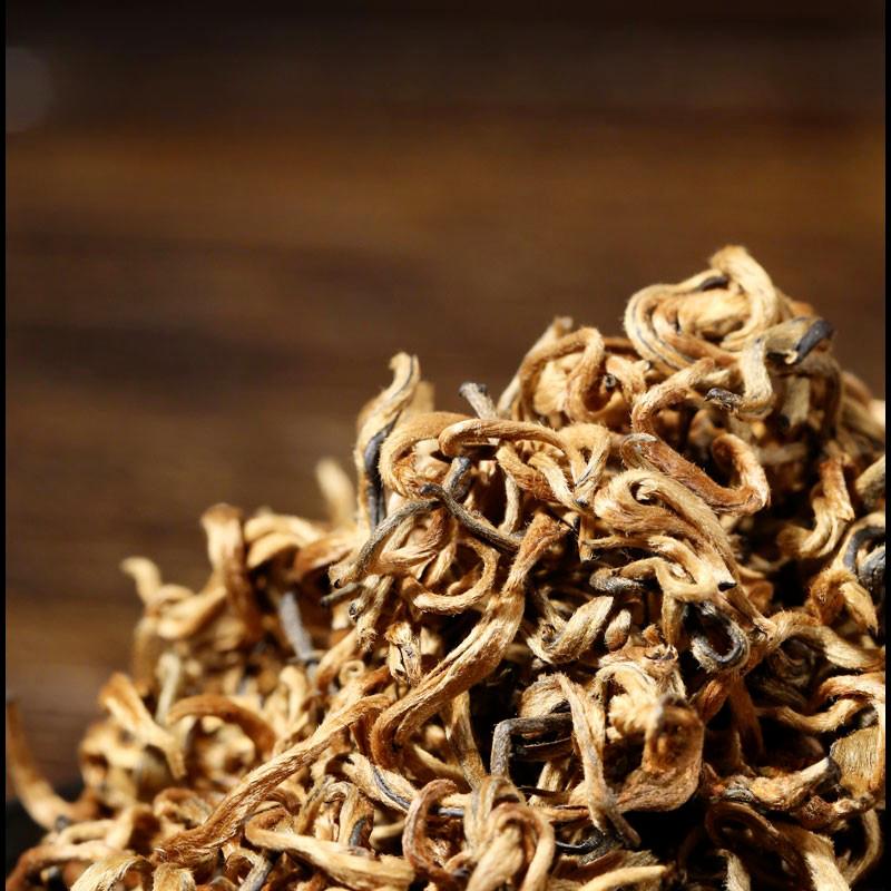 500 г китайского черного чая Юньнань Jinsi Hongcha Specialty