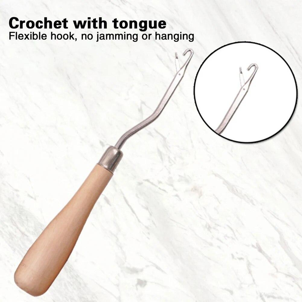 1Pcs Wooden Bent Latch Hook Latch Crochet Needle Hook Hair Extension Weave Needle Carpets Making Repair Craft Decor Tools
