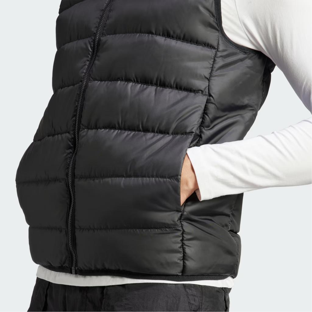 Adidas Легкий пуховик Essentials с 3 полосками, мужской жилет, черный HZ5728