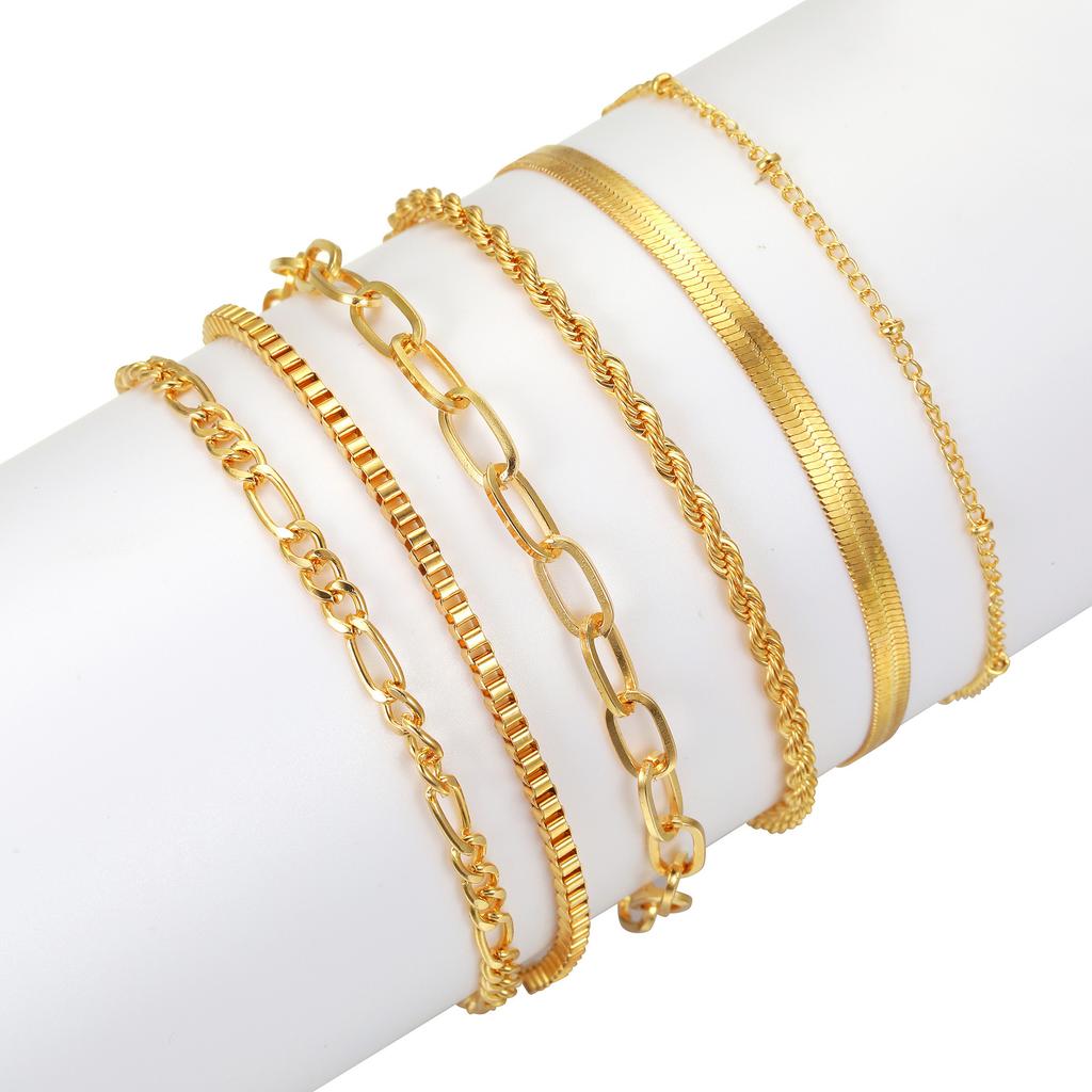 European and American style bracelets, high-end, personalized, light luxury chain gold jewelry, silver titanium steel niche jewelry for women