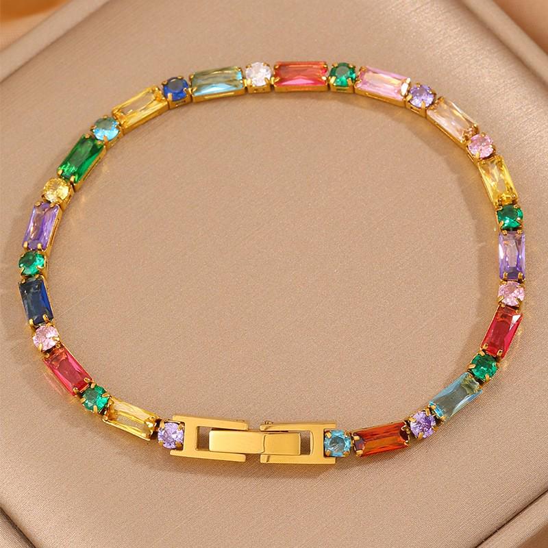 Роскошный браслет с четырехлистником: Позолоченная 18K, Невыцветающая Титановая Сталь с Алмазными Акцентами