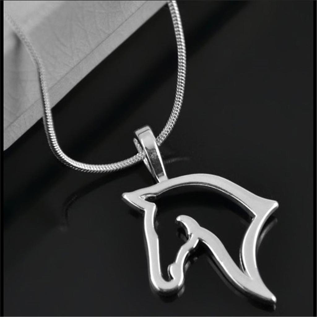 Fashion Cute Animal Horse Pendant Necklace For Women Dainty Silver Color Chain Clothing Costume Jewelry Accessories Wholesale