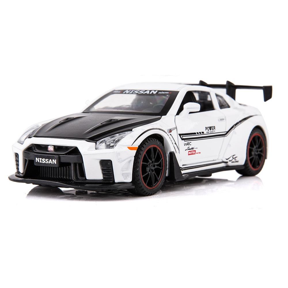 1/32 Nissan Skyline GTR R35 Racing Toy Car Model for Children RMZ CiTY Diecast Alloy Miniature Sound Light Collection