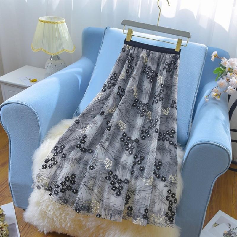 Qooth Women A Line Tulle Embroidered Flowers Skirt Wide Hem Mid Length Elastic Waist Skirt QT2654