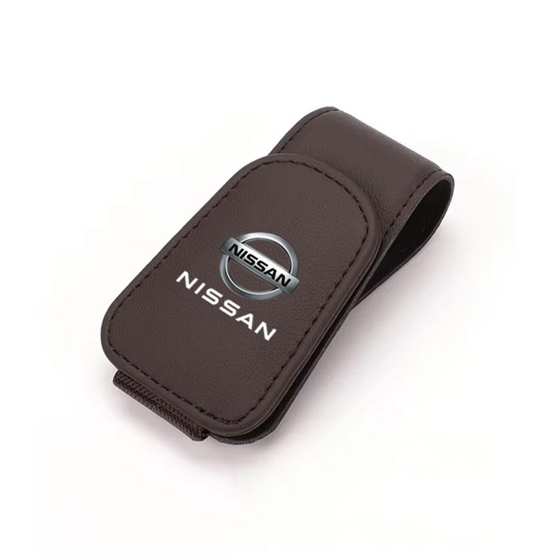 CIZQOI1 Car Sunglasses Holder Magnetic Leather Clip Card Holder For Nissan sentra Serena maxima Versa Micra rogue tiida x-trail NV200