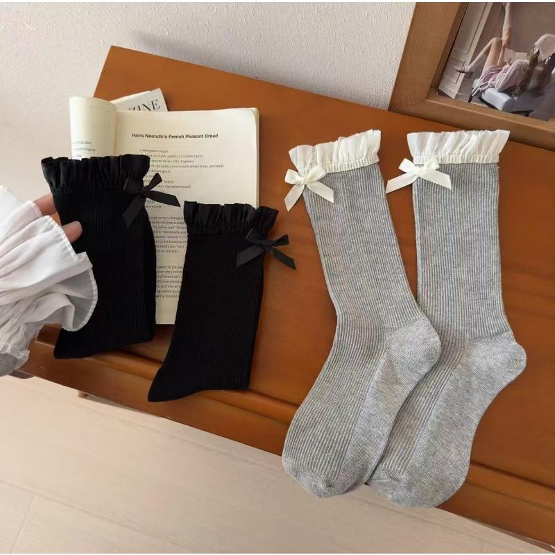 Female Spring and Summer New Simple White Bow Lace Lace In The Tube Socks