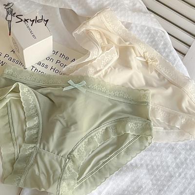 Ультратонкие трусики из атласного кружева, белые трусики, женственные кружевные женские трусы, женское нижнее белье с низкой талией
