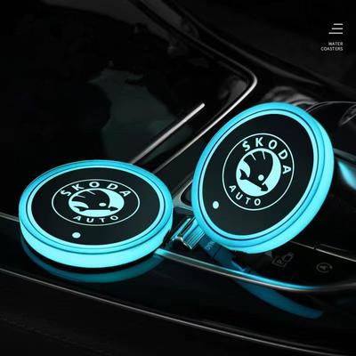 Светодиодная подсветка подстаканника автомобиля 7 цветов, светящаяся подставка под стакан для воды для Octavia A5 A7 RS Fabia Superb, аксессуары