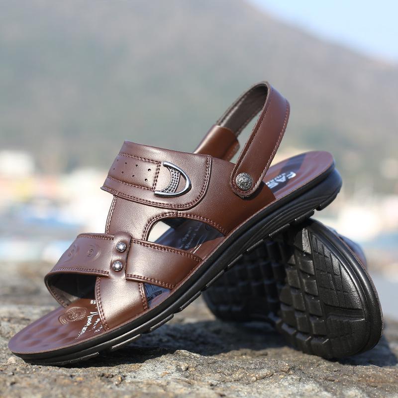 Новые мужские тапочки, кожаные летние сандалии, повседневная пляжная обувь, сандалии из коровьей кожи, нескользящие тапочки, модные и удобные