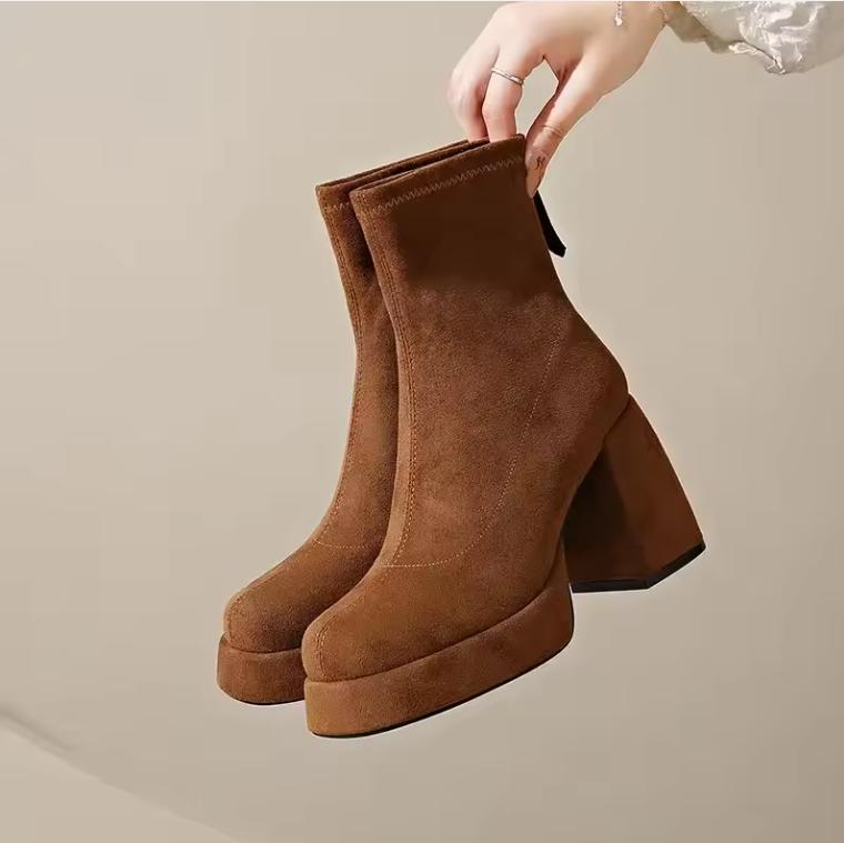 2026 Women's Fashion High-heeled Boots Winter New British Style Soft Sole Anti-slippery Versatile Keep Warm Leather Shoes