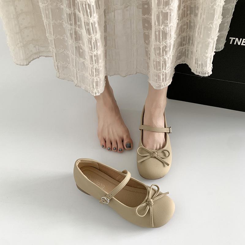 Модные французские белые туфли с круглым носком, неглубоким вырезом и толстым каблуком для женщин, новинка лета 2025 года, туфли Мэри Джейн в стиле ретро на платформе для ношения с юбкой