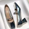 Модные женские туфли на толстом каблуке, осенние новые туфли с квадратной головкой и неглубокой металлической пряжкой, удобные туфли на низком каблуке