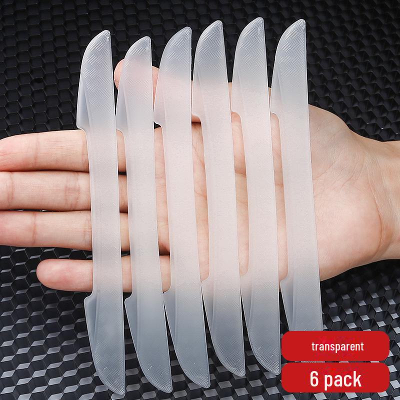 Накладки на пороги дверей, защитные дуги, наклейки на зеркала заднего вида и предметы декора.