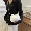 Wholesale High-end Large Capacity Bucket Bag Women Bags Spring New Fashion Street Trend Chain Single Shoulder Messenger Bag White