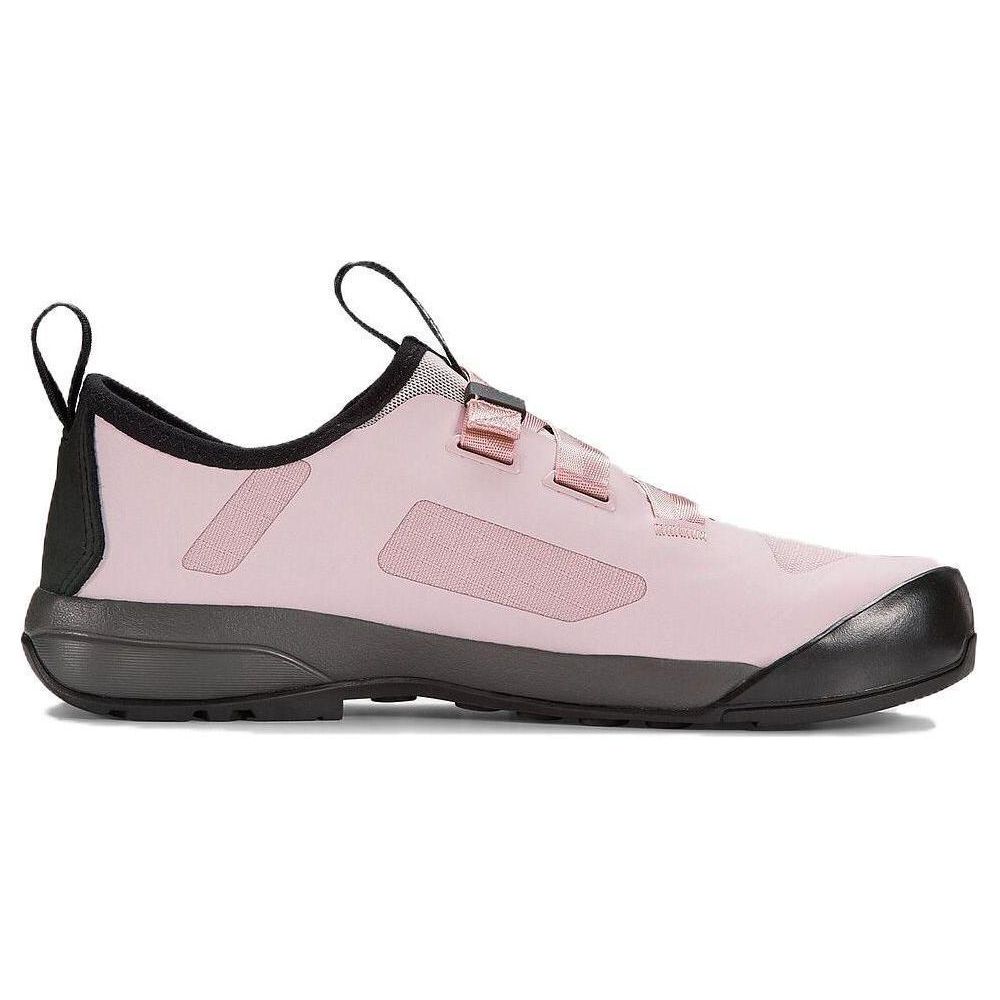 Arcteryx Arakys Comfortable Versatile Shock Absorbing Non-Slip Low-Top Outdoor Functional Shoes Women shoes Pink L07843700