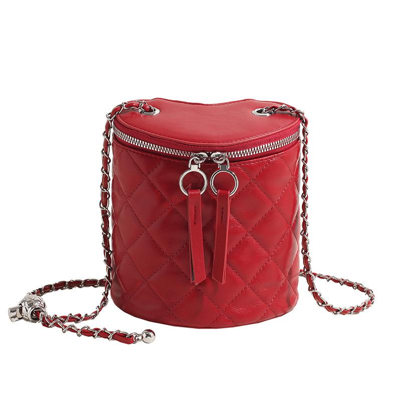 Chain Bag Women's Shoulder Messenger Bag New Fashion Three-dimensional Versatile Bucket Bag