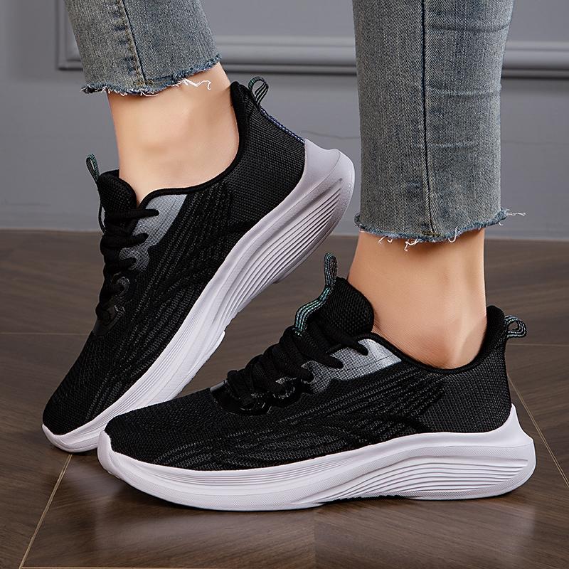 Fashion Designer spring and autumn women's fashion sneakers casual flying fabric breathable soft sole running walking women's shoes