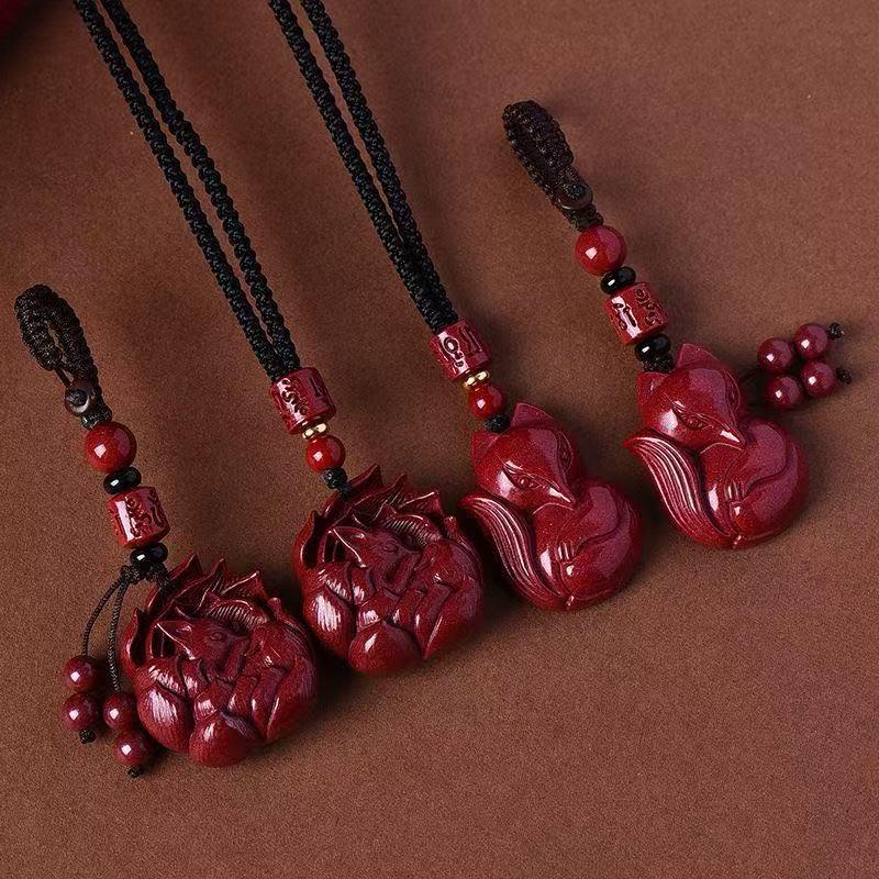 Кулон-ожерелье и брелок-шарм из циннабара, красной цинчжоуской глины, с изображением девятихвостой лисы