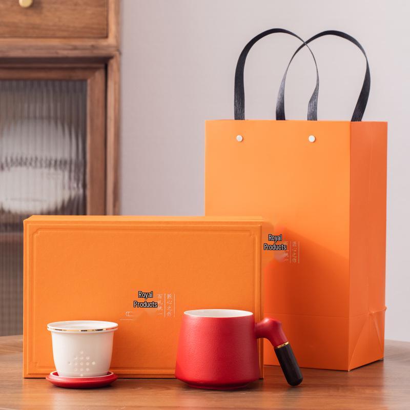 Подарочный набор керамических чашек в китайском стиле с крышкой и деревянной ручкой - Чайная чашка из трех частей с фильтром