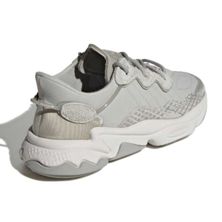 adidas Originals Ozweego Тканевые Спортивные Удобные Дышащие Низкие Кроссовки для Повседневной Носки Женские кроссовки Серые FV9749