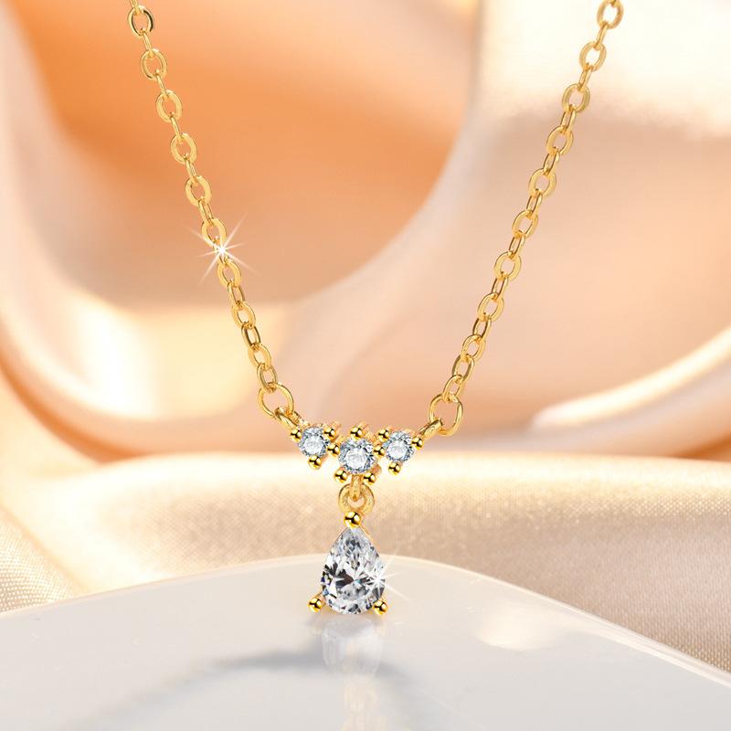 Ожерелье с каплями воды Женское легкое роскошное нишевое дизайнерское чувство темперамента Повседневная цепочка для ключей на работу