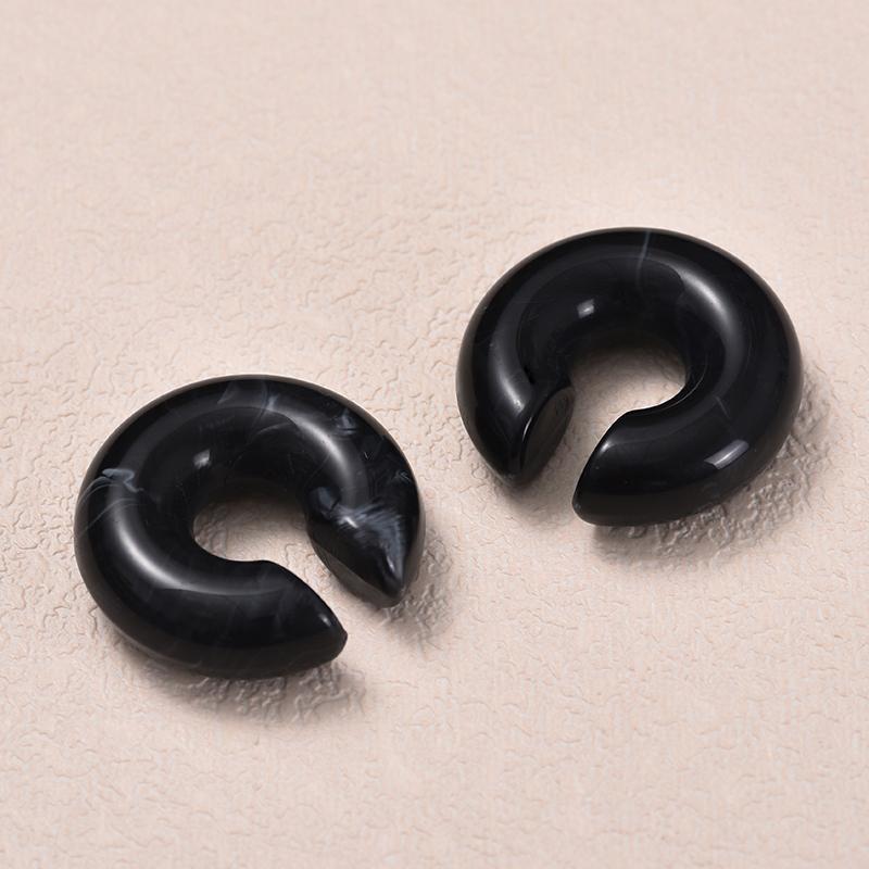 1 Pair Simple Smooth Circle Round Ear Clip On Earrings For Women C Shape Resin Without Piercing Fake Cartilage Ear Cuff Zircon