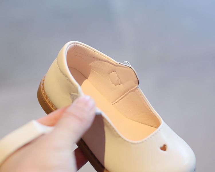 Детские туфли из кожи на липучках в стиле ретро — весна 2022 г. Туфли принцессы для девочек в модном черном цвете