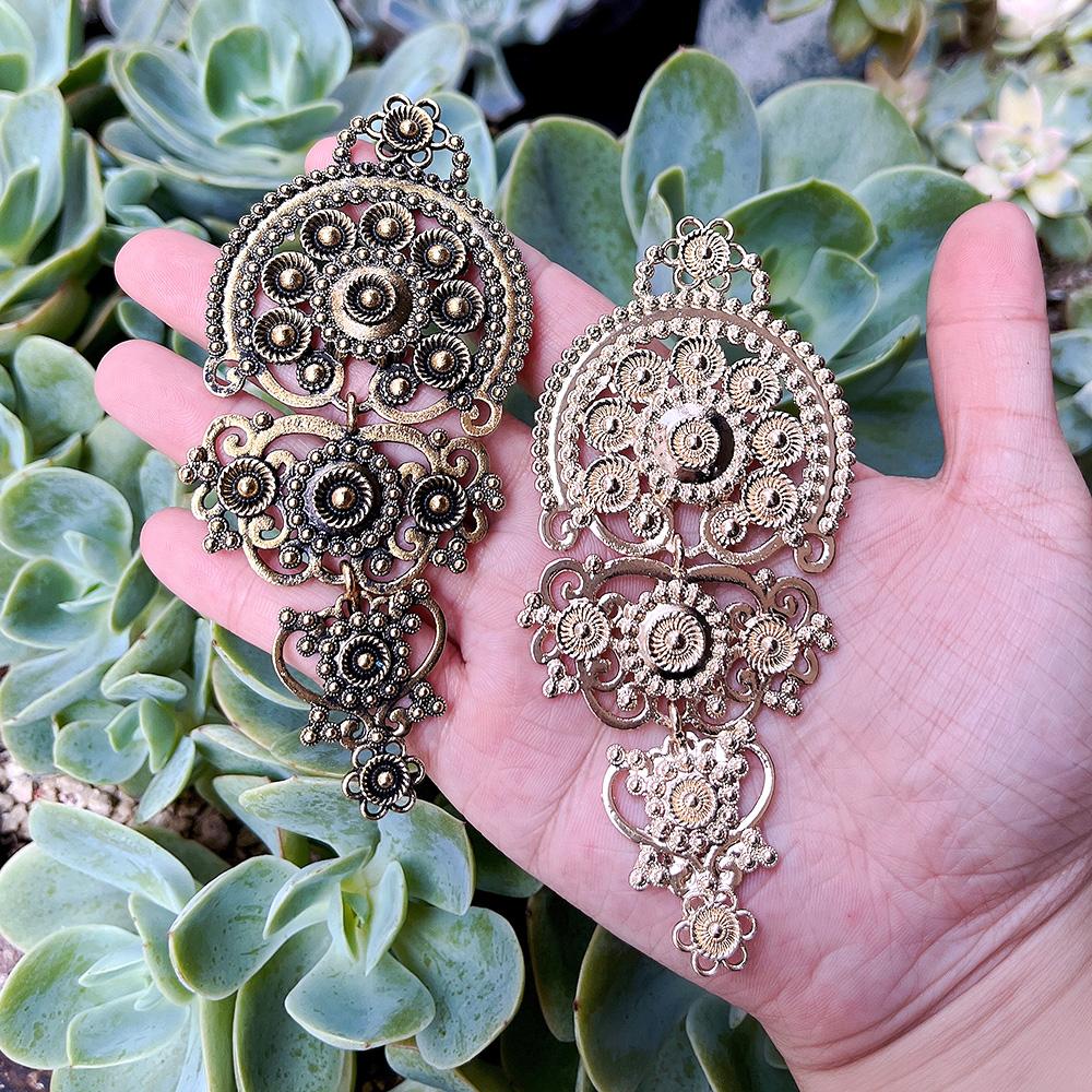 Bohemian Women's Brooch Vintage Flower Pendant Brooch Vintage Gold Color Bridal Jewelry Gift