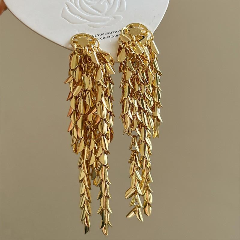 Блестящие серьги-кисточки, женские серьги с чувством высокого класса, легкие роскошные аксессуары для ушей в нишевом дизайне