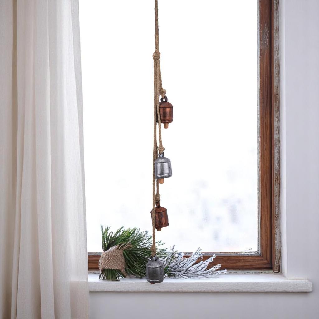 Подвесные рождественские колокольчики 36" – Деревенская гирлянда из коровьих колокольчиков на джутовой веревке для елки, двери, венка и декора в стиле фермерского дома, колокольчики ветра (Серебро-Медь)