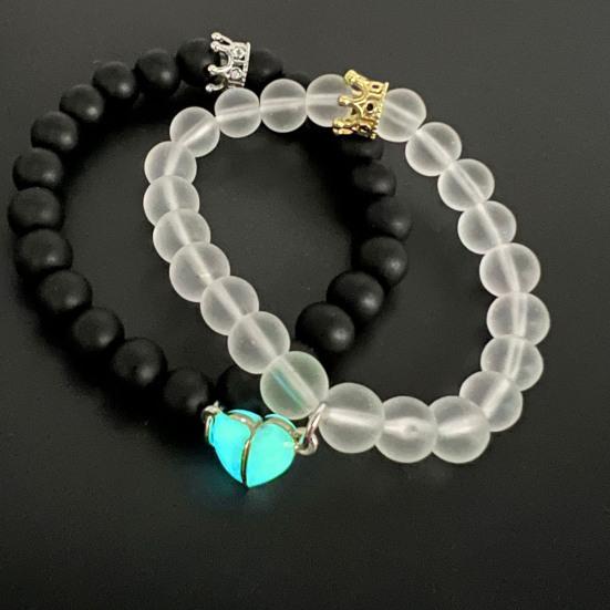 2 шт., браслет ручной работы с короной и бисером, светящееся сердце, светится в темноте, эластичный браслет для пар, мужской и женский подарок любовнику