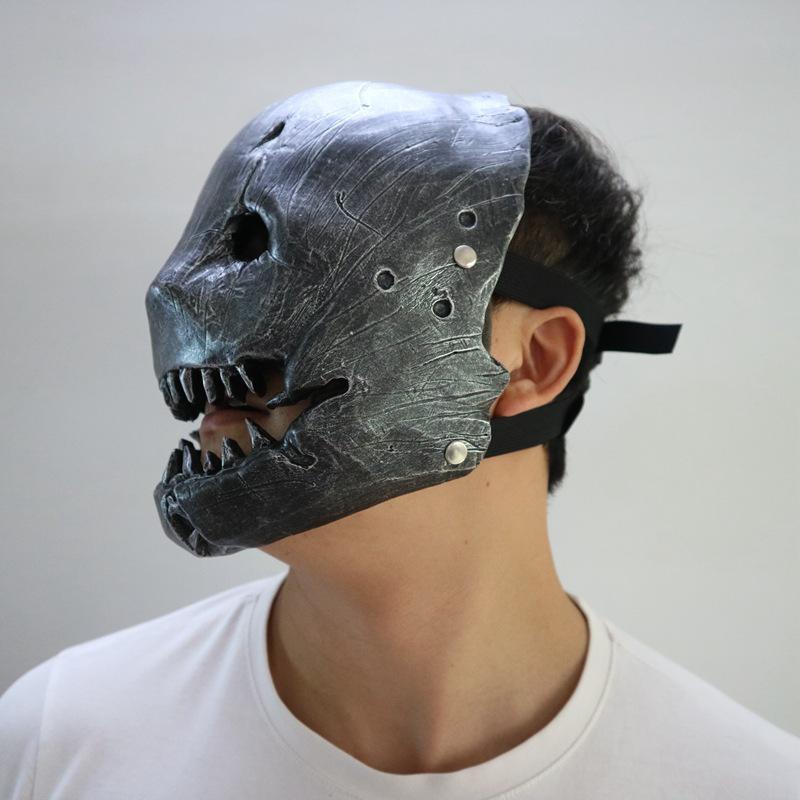 Halloween clip-on butcher mask cosplay Game peripheral: Horror evil butcher mask