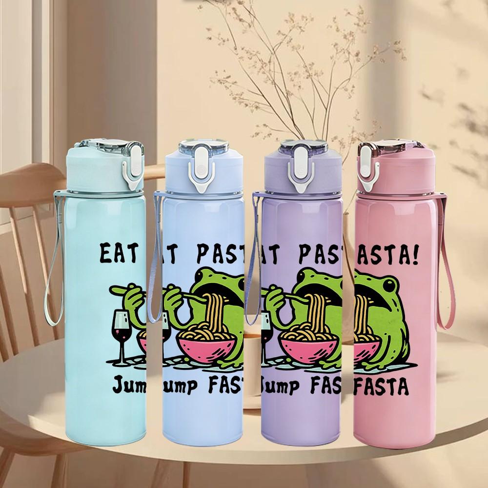 1PC Eat Pasta Jump Fasta Funny Quote Print 750ml Color Plastic Sports Water Bottle Leakproof Flip Straw Lid Suitable for Sports Office Home Use
