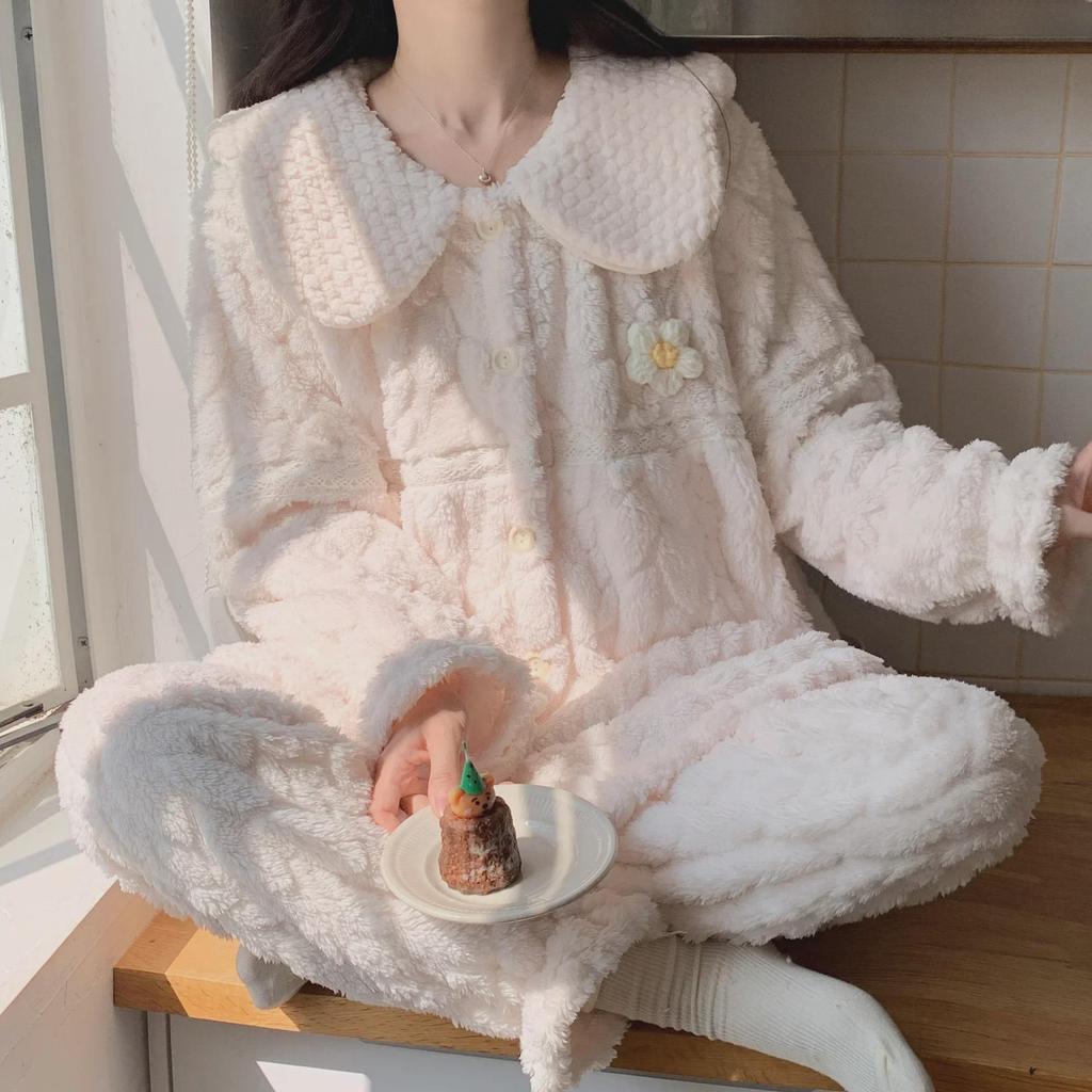 Женская пижама из кораллового флиса - плотный бархат, стиль принцессы, на осень и зиму