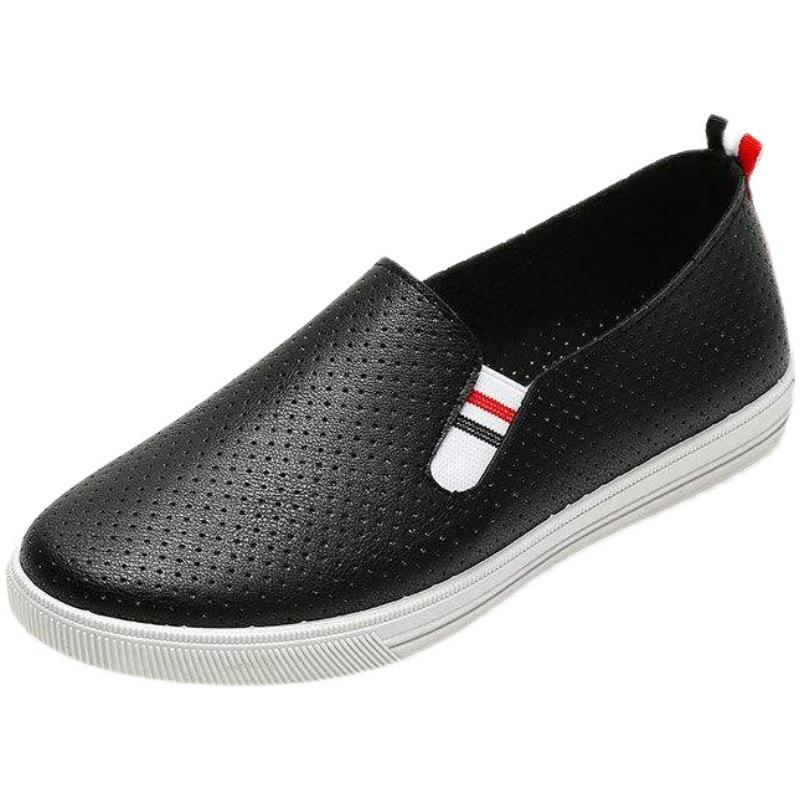 2025 Spring/Summer Women's Breathable Flat Old Beijing Cloth Shoes - Versatile Soft Sole White Shoes