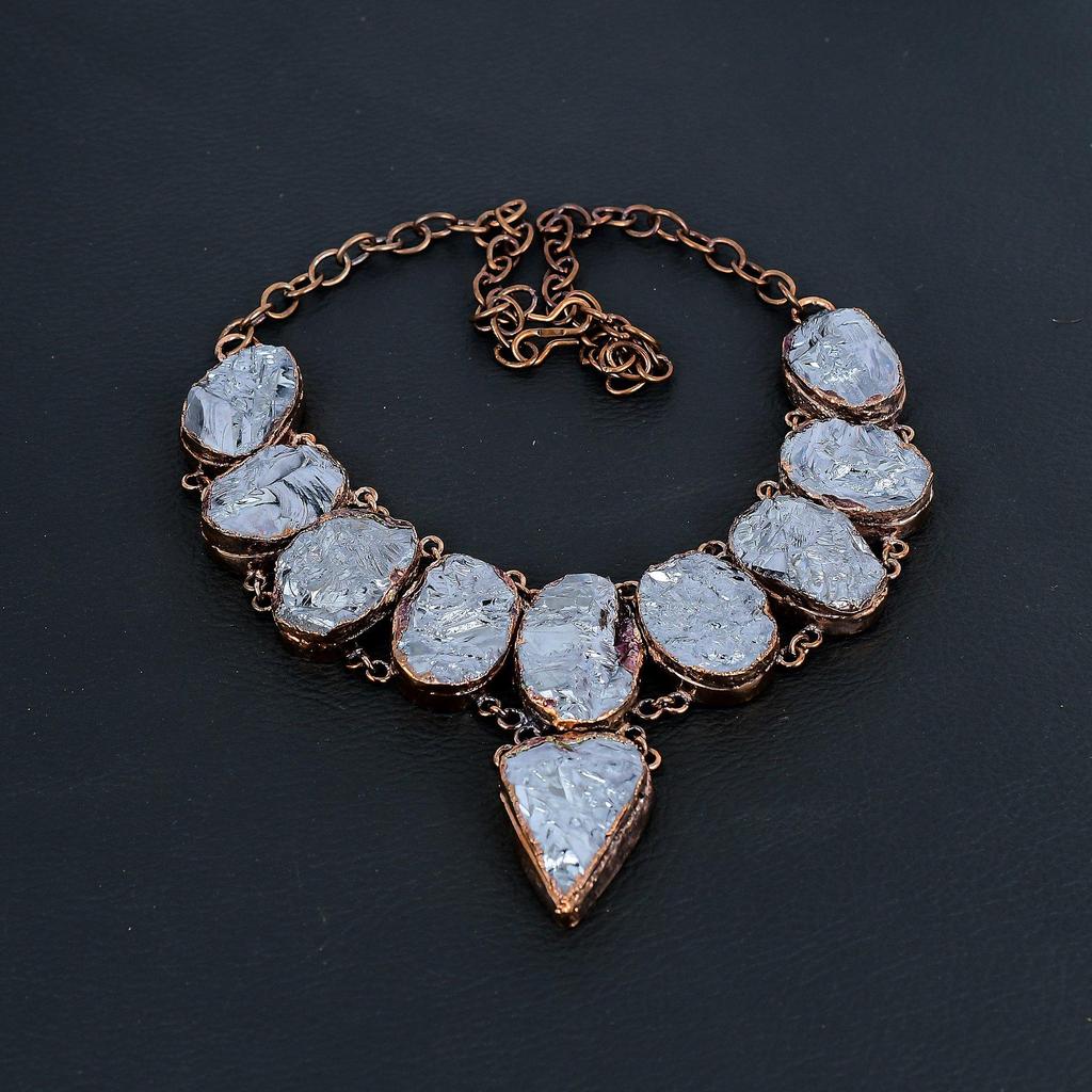 Ожерелье из грубого драгоценного камня из шунгита, великолепное ожерелье ручной работы для нее, медное гальваническое ожерелье, ювелирное изделие для женщин