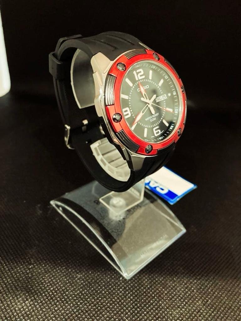 Casio MTP-1327 Кварцевые (Работает от аккумулятора) Зарубежная модель Красный