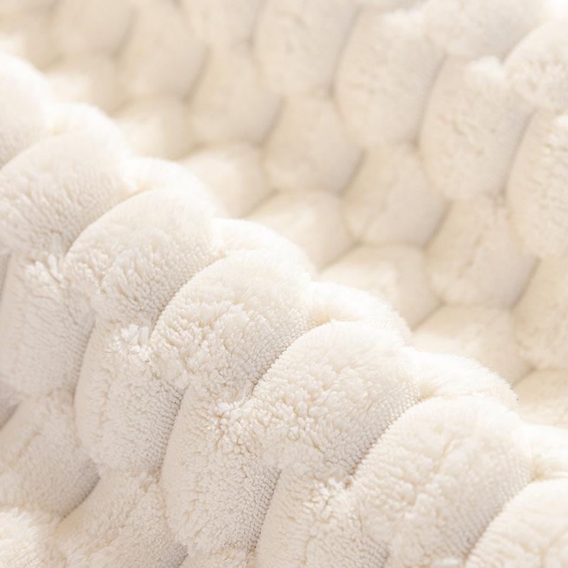 Поглаживание Кошек Подушка для Дивана Зимняя Утолщенная Нескользящая Плюшевая Подушка для Сиденья Современная Простая Бежевая Накидка на Диван Полотенце Накидка Ткань Зима