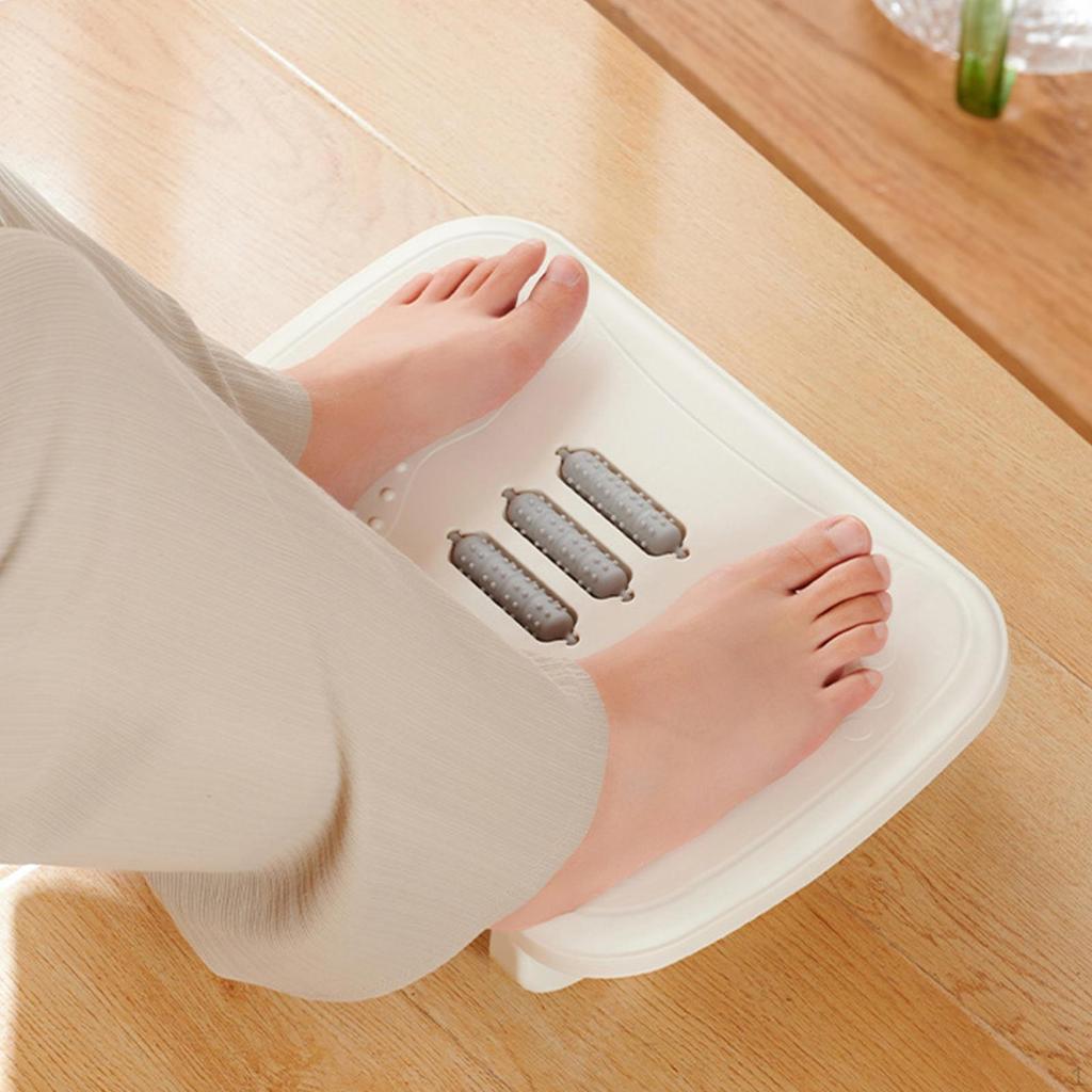 Подставка для ног под настольным табуретом. Удобная подставка для ног с роликовой массажной ножкой для автомобильных игр.