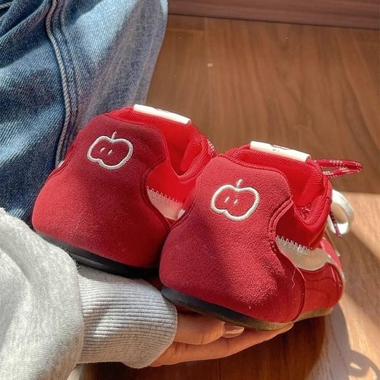 Red German Training Shoes Women's Summer New Breathable Flat Baseplate Shoes Retro Versatile Casual Sports