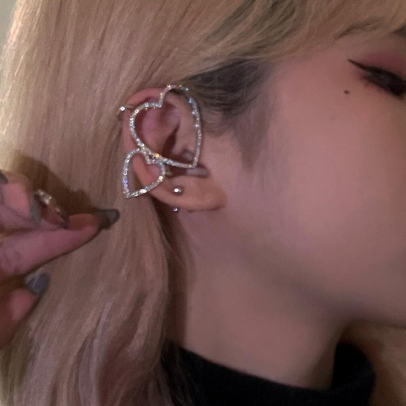 Двойные стразы, полые сердечки, манжеты для ушей, женские блестящие серьги с кристаллами «Любовь», поддельные серьги без пирсинга, ювелирные изделия для ушей, бижутерия