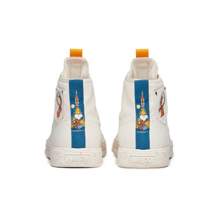 ANTA X Snoopy Skateboarding Series Sneakers High 'White' Women's 922138604-1