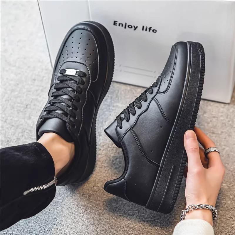Men's Shoes Breathable Black Board Shoes Men's Air Force Sports No. 1 Pure Black Kitchen Work Non-slip Autumn Foreign Trade